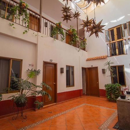 Hotel Degollado Екстер'єр фото