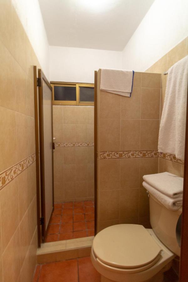 Hotel Degollado Екстер'єр фото